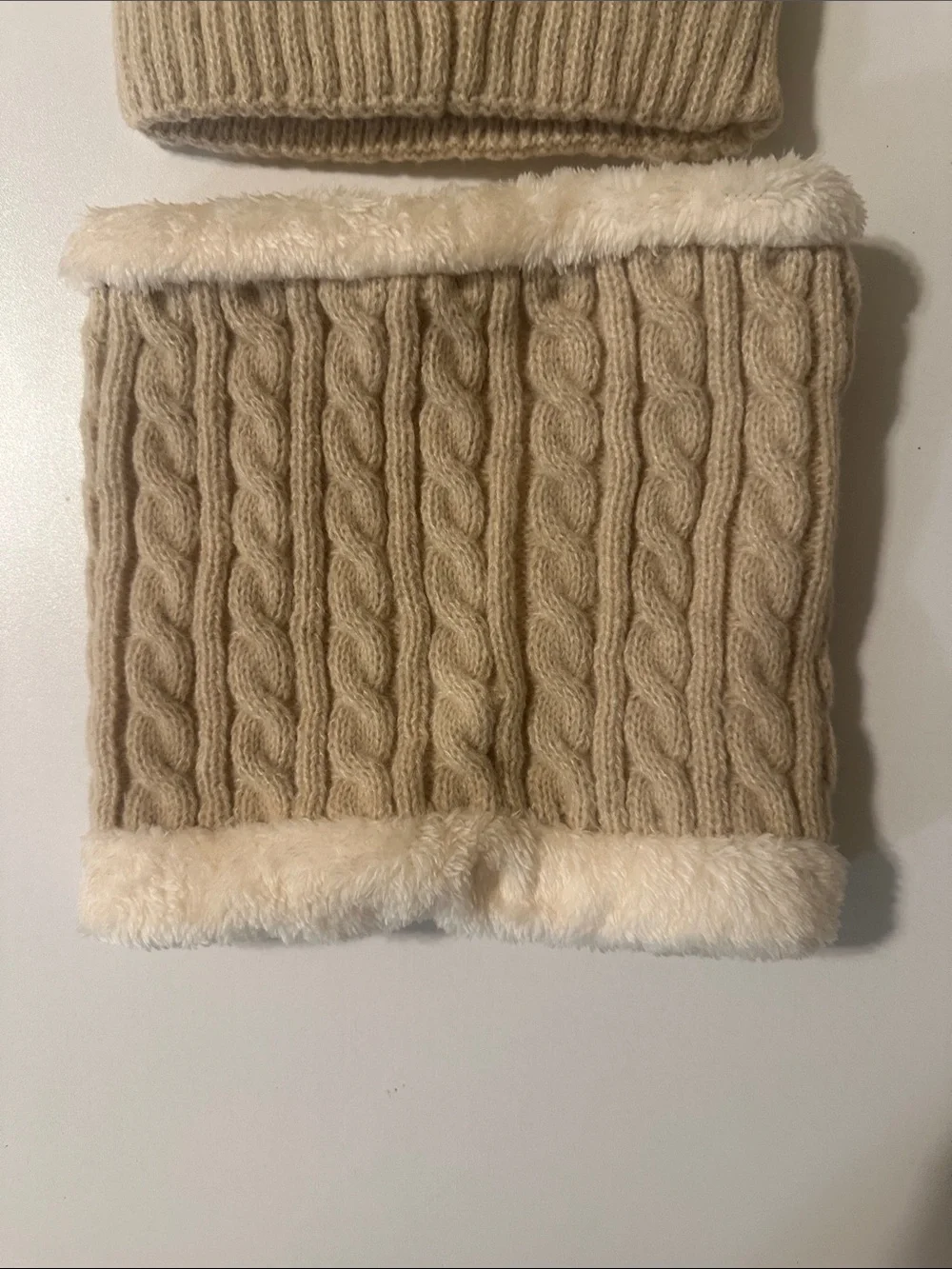 Kids Faux-Fur Trim Cable Knit Beanie and Neck Warmer Set - Cream